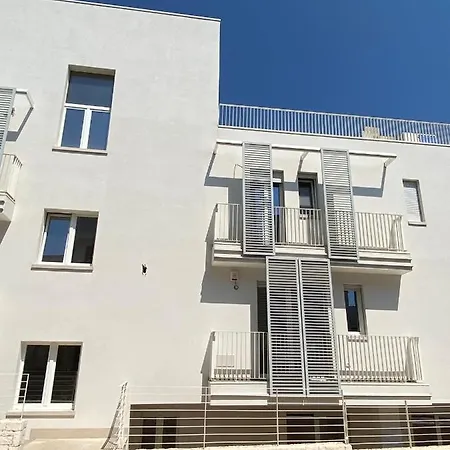 Aura Marina *